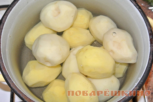 Картофельная запеканка с куриным филе и капустой